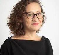 Sindy Escobar-Álvarez headshot