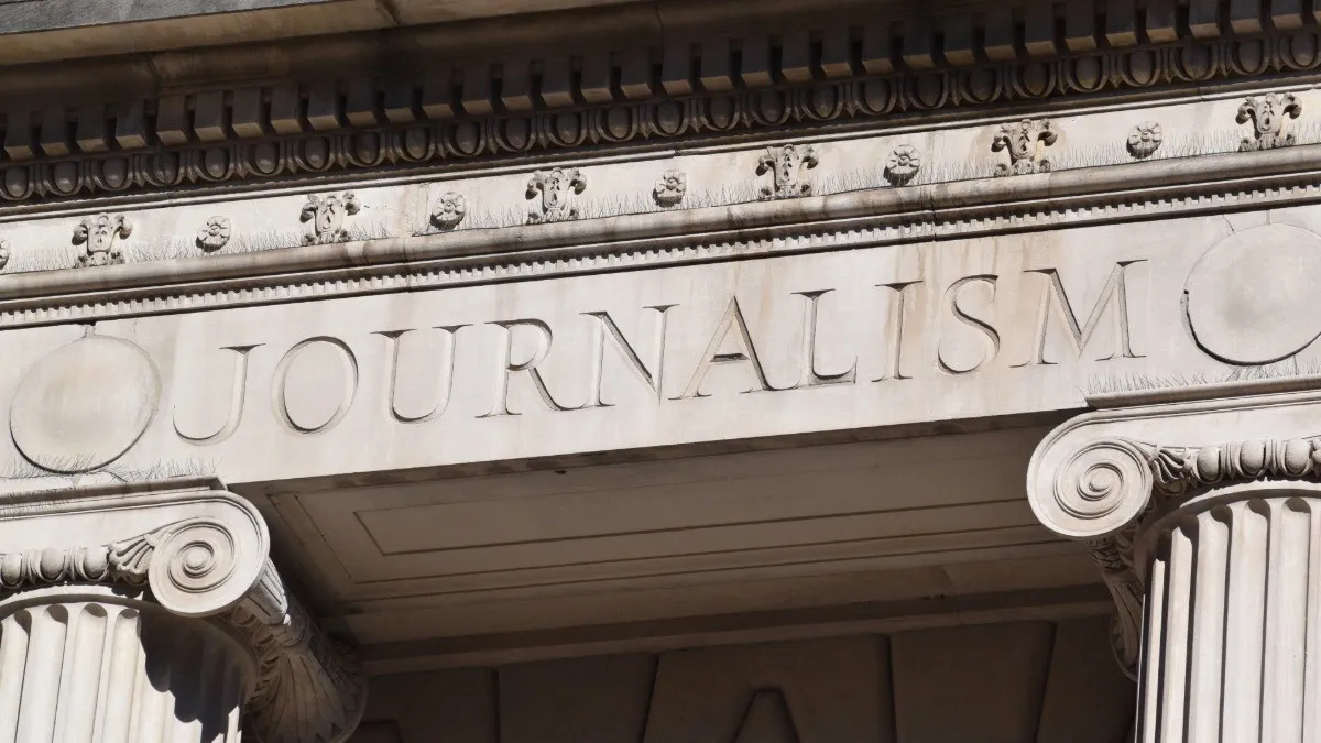 Photo of Journalism building at Columbia