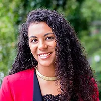 Headshot of Elise Myers
